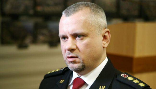 Начальник полиции Риги: кандидат должен уметь хотя бы написать сочинение