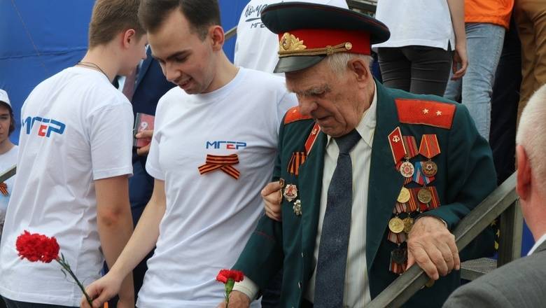 Владимир Путин дал оценку работе волонтеров в России