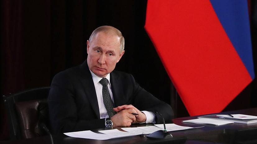 «Реально влияет на конкретную жизнь»: Путин рассказал о необходимости несистемной оппозиции