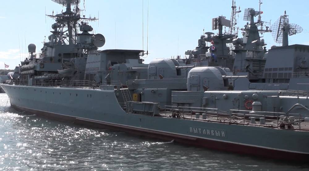 Военный эксперт Мураховский рассказал о «проклятии пяти морей» России