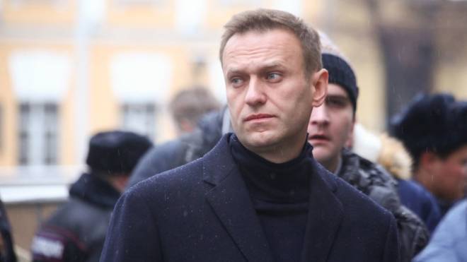 Навальный обиделся на российские власти за блокировку счетов по делу об отмывании денег