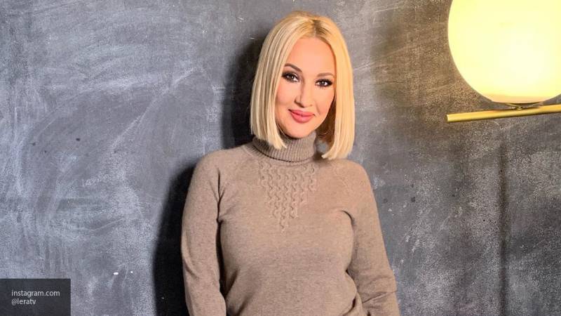 Кудрявцева рассказала, что решение покинуть пост ведущей премии "Муз-ТВ" приняли за нее