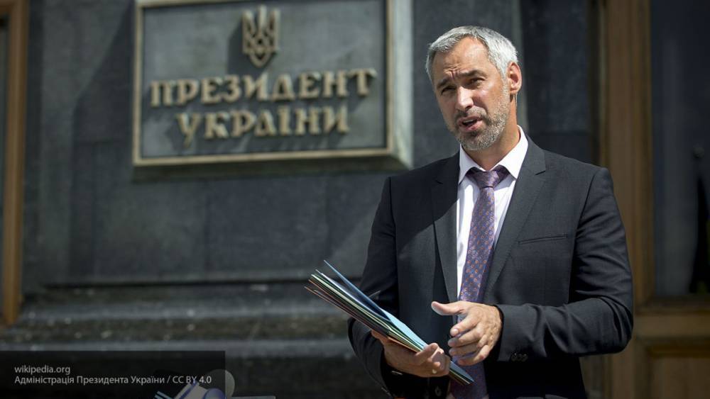 Украинские депутаты рассмотрят постановление о недоверии к генпрокурору Рябошапке