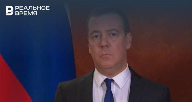 Медведев заявил о возможном введении более жестких мер для борьбы с коронавирусом