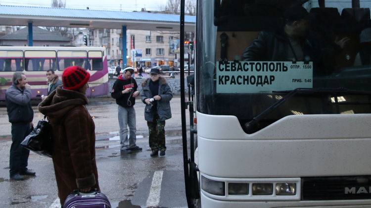 Севастополь приостановил автобусное сообщение с другими регионами