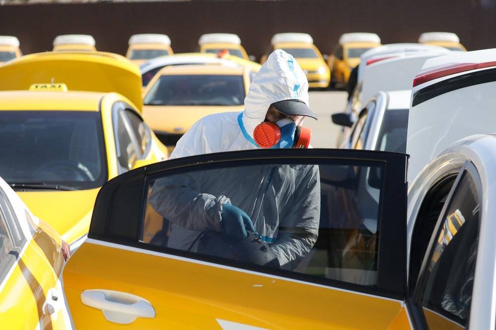 Как безопасно ездить на такси во время пандемии коронавируса