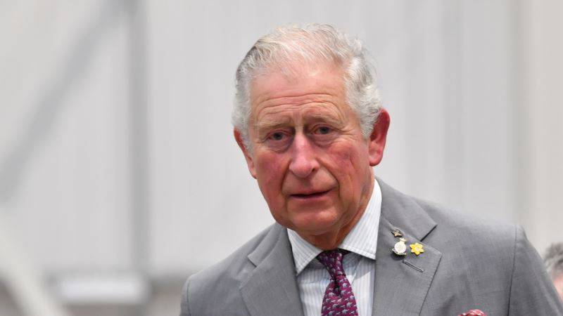 Принц Чарльз вышел из самоизоляции после заражения коронавирусом