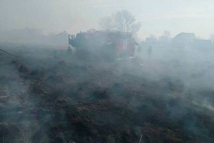 Российский пожарный уснул на пожаре, лишился машины и обгорел