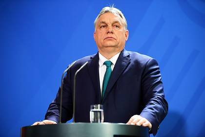 Премьер Венгрии получил «почти неограниченную власть» на время коронавируса
