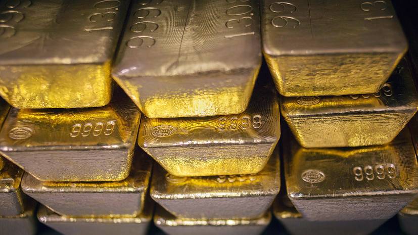 ЦБ приостанавливает с 1 апреля покупку золота на внутреннем рынке