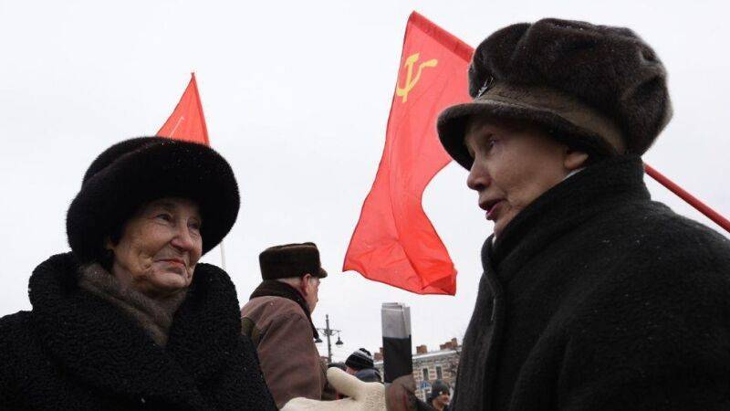 Оппозиция ударила по коронавирусу митингом в Омске
