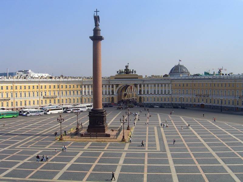 В Санкт-Петербурге ввели режим полной самоизоляции