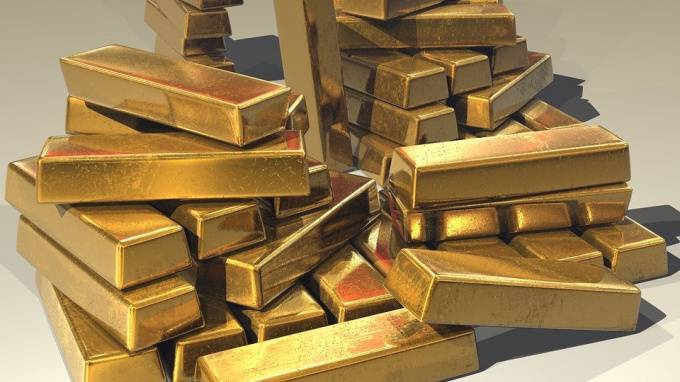 Центробанк приостанавливает покупку золота на внутреннем рынке