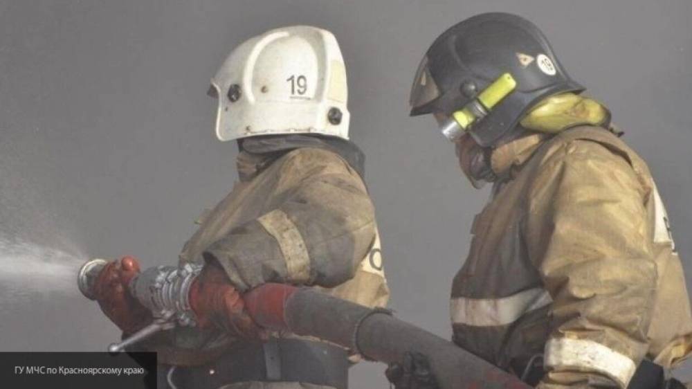 Один человек погиб при пожаре в многоэтажке в Красноярском крае
