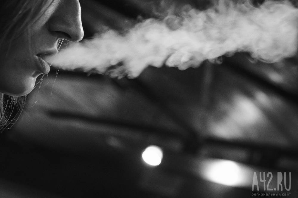 Нарколог рассказал, как курильщикам справиться с зависимостью во время изоляции