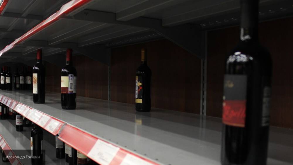 Жители России стали покупать больше алкогольных напитков для борьбы с коронавирусом