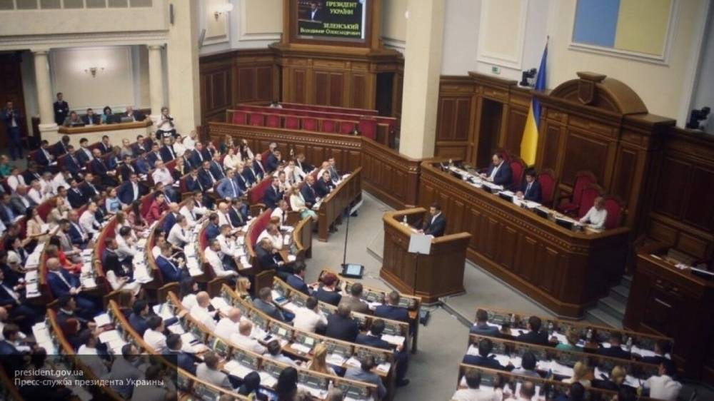 Верховная рада сняла мораторий на продажу украинских земель