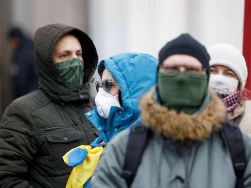 Украина может ослабить карантин для спасения экономики
