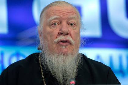 Следователи проверят российского священника из-за слов о бесплатных проститутках