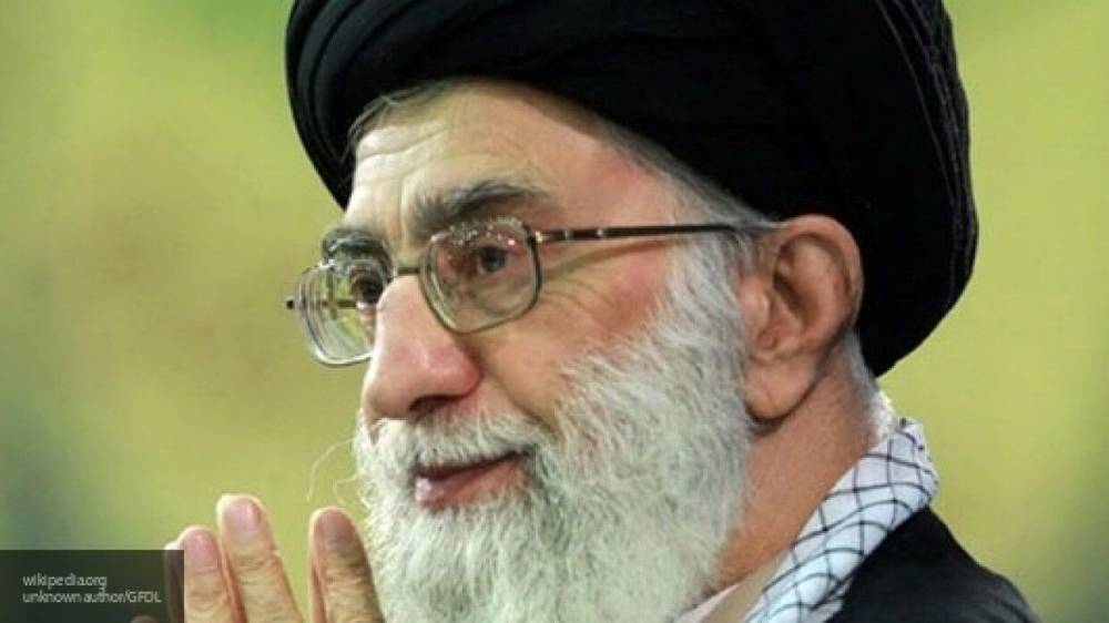 Руководство Twitter заблокировало ряд аккаунтов духовного лидера Ирана