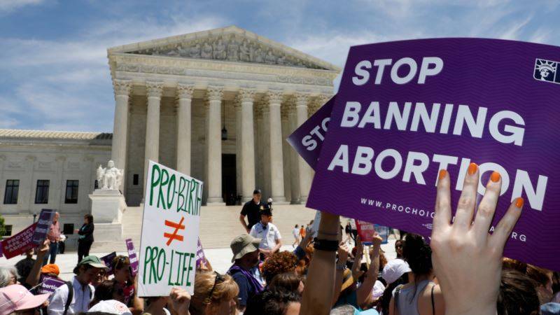 Судья временно приостановил действие запрета на аборты в Техасе
