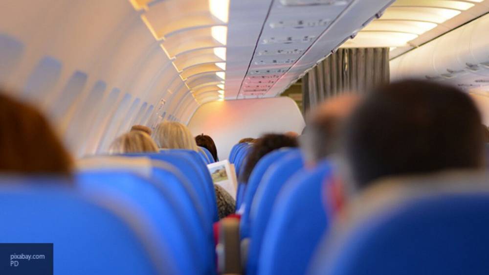 Рейс в Тамбов задержали из-за чихнувшего пассажира в Пулково