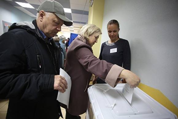 В Свердловской области из-за пандемии коронавируса перенесли все выборы