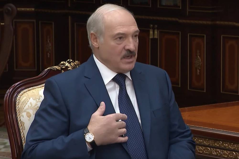 «Убивает людей»: Лукашенко раскритиковал массовую изоляцию из-за коронавируса