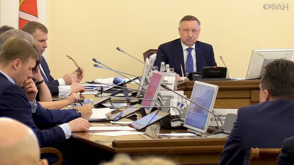 Беглов подвел итоги социально-экономического развития Петербурга в 2019 году
