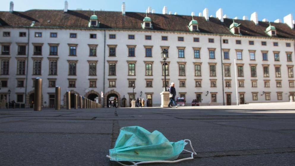 Немецкие города вводят обязательное ношение медицинских масок