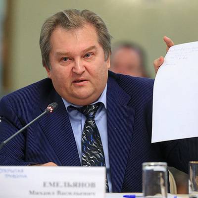 Михаил Емельянов пояснил положения закона об ответственности за нарушение самоизоляции