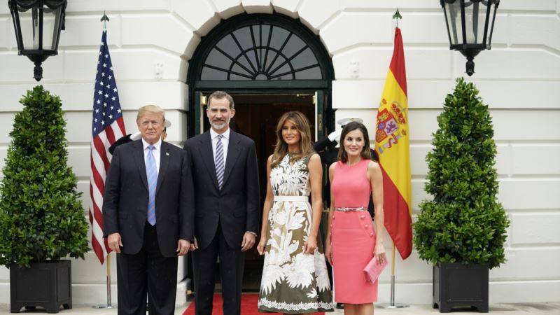 Президент Трамп выразил соболезнования королю Испании в связи с гибелью людей от коронавируса