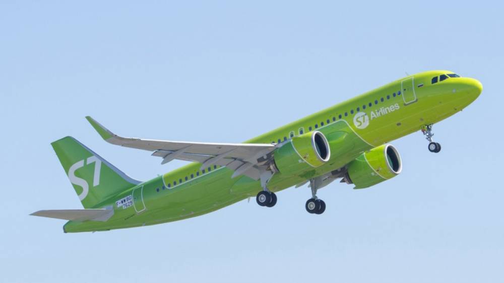 Самолет с 97 пассажирами на борту вернулся в Новосибирск из-за технической неисправности