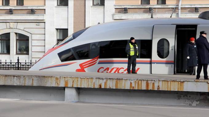 Петербурженка стала 40-миллионным пассажиром поезда "Сапсан"