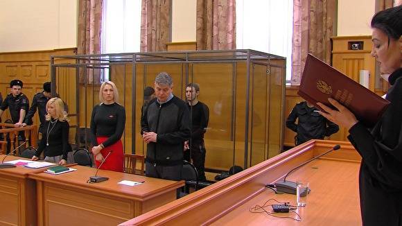 В Челябинске вынесли приговор матери и сыну за заказное убийство мужа и отца