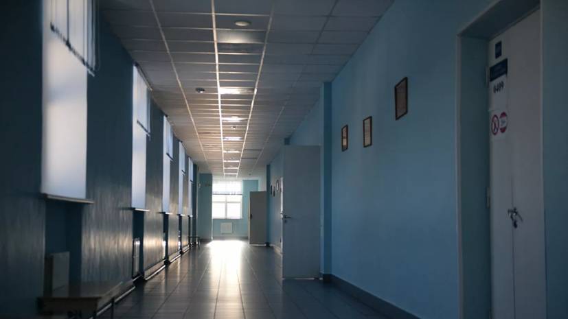 Директор школы в Ульяновске уволилась после инцидента с учительницей