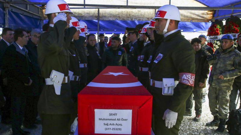 Еще двое турецких солдат погибли в Идлибе