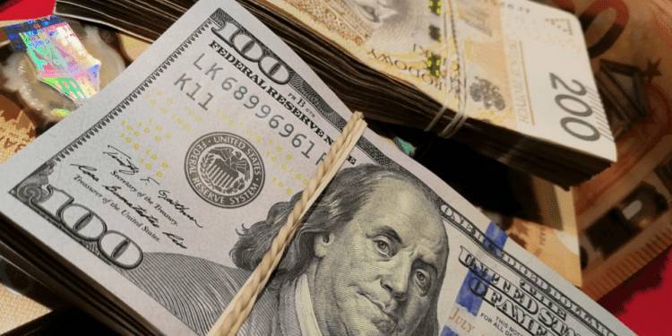 России предрекли рост числа долларовых мультимиллионеров