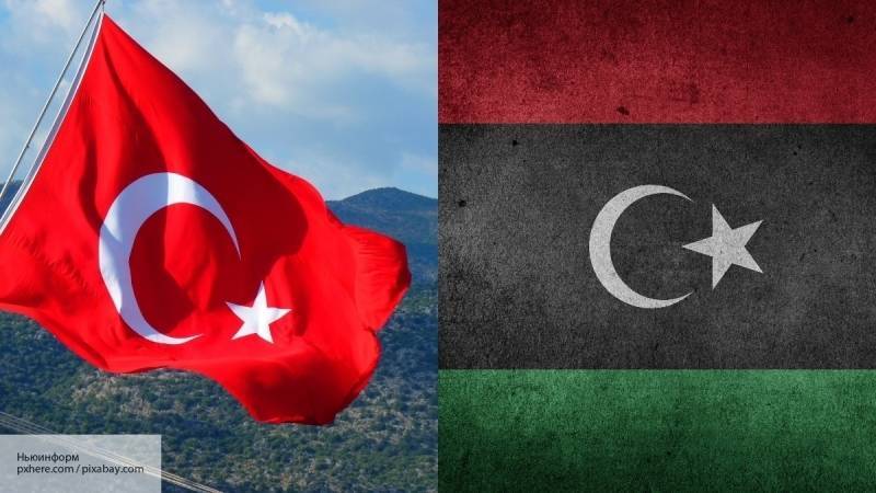 Турция ввозит оружие в Тунис для дальнейшей переброски в Ливию