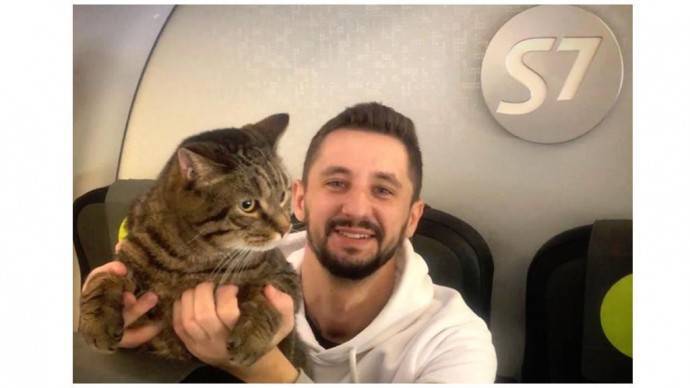 S7 изменил правила перевозки животных: первым пассажиром стал тот самый кот Виктор