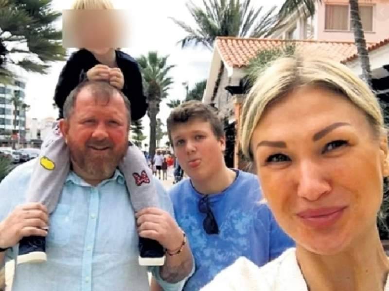 СМИ: телеведущий Константин Ивлев променял жену на молодую любовницу