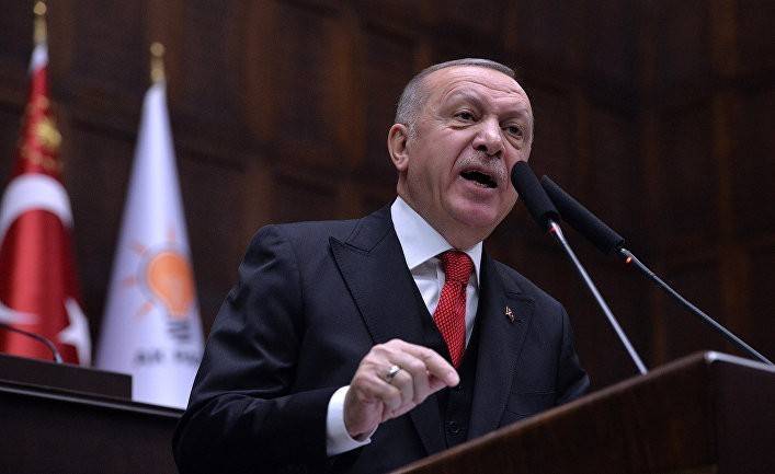 Le Figaro: Эрдоган намерен столкнуть лбами Запад и Восток