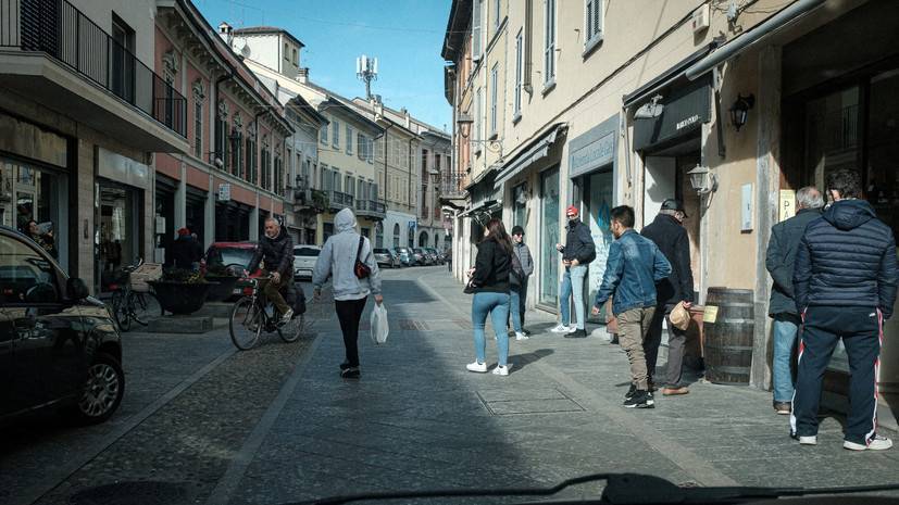 В Италии закрывают все образовательные учреждения из-за коронавируса