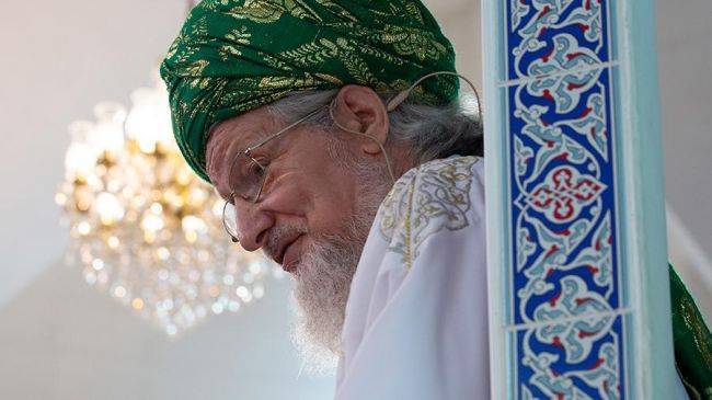 Верховный муфтий России поддержал поправки о Боге и русском языке