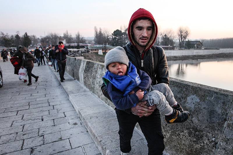 Турция обрекла Грецию на новый мигрантский кризис