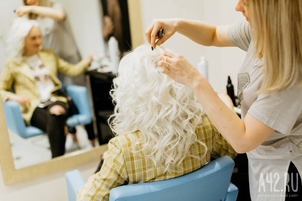 Учёные назвали четыре основные причины выпадения волос у женщин
