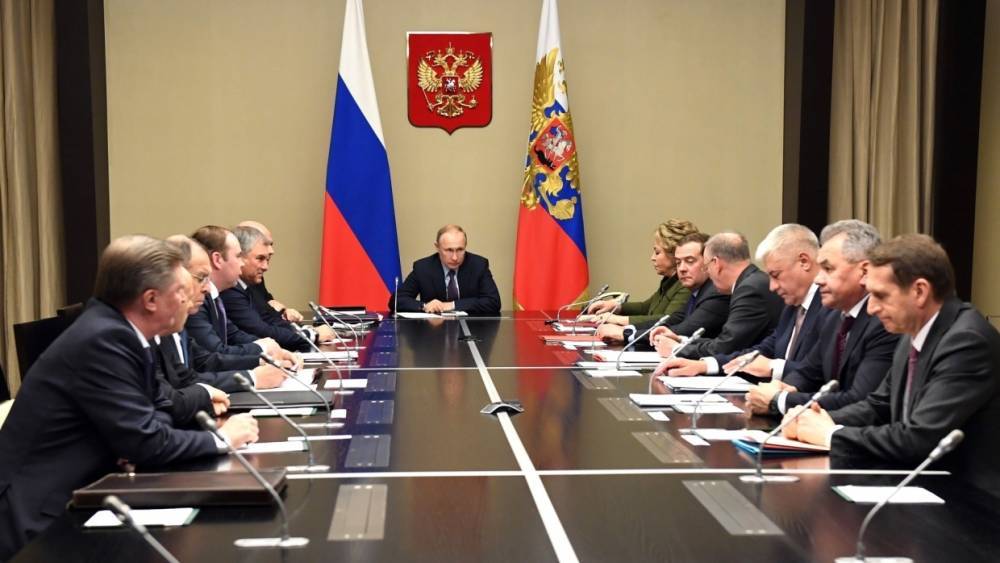 Путин обсудил с постоянными членами Совбеза отношения РФ и Турции
