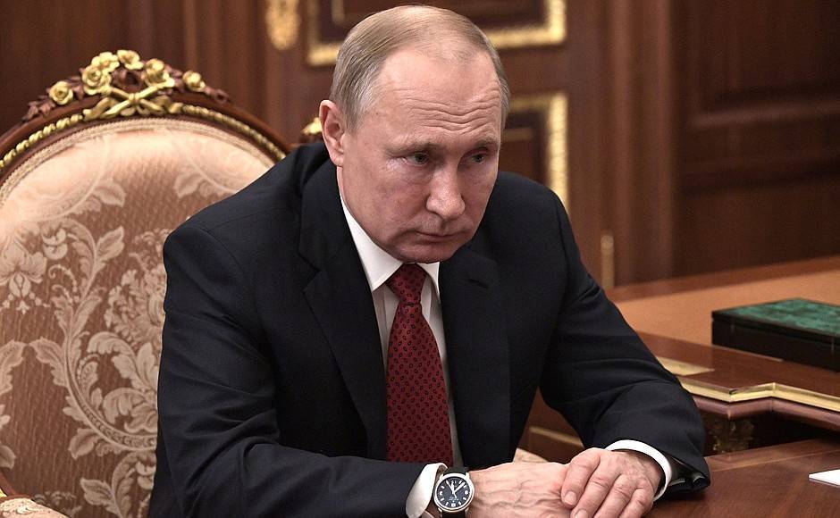 Путин обсудил с членами Совбеза ситуацию в Идлибе