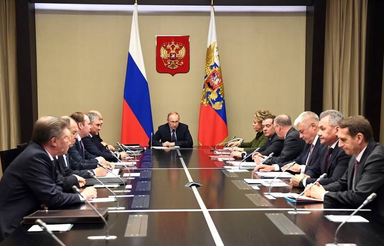 Путин обсудил ситуацию в Идлибе с постоянными членами Совета безопасности