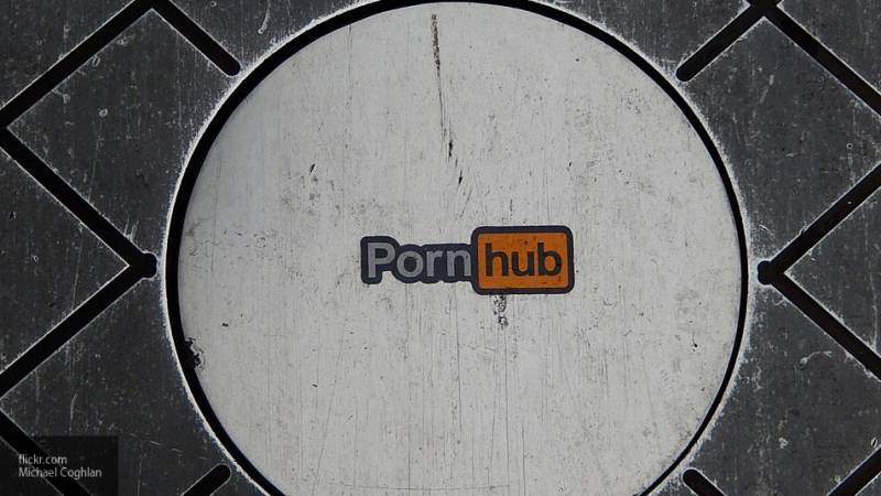 Pornhub представил документальный фильм под названием Shakedown